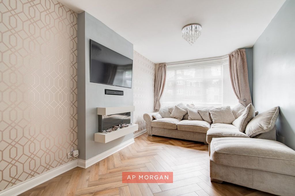 Property photo 2 of 13 Picture No. 07