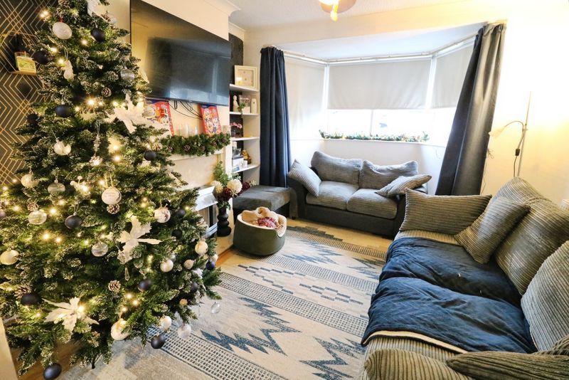 Property photo 2 of 9 Photo 5