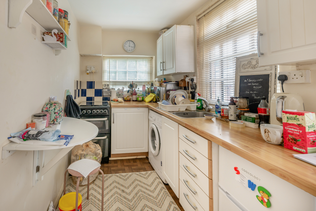 Property photo 3 of 6