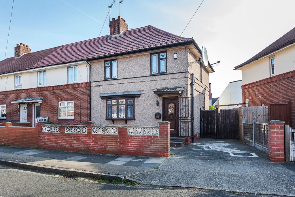 Property photo 1 of 1