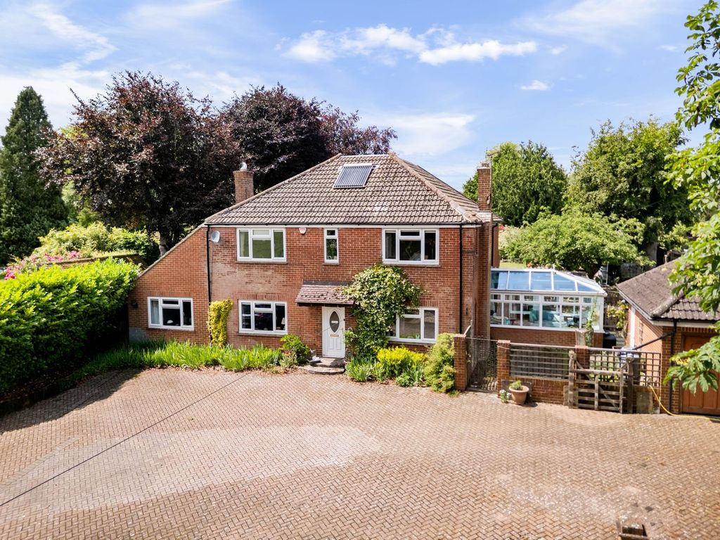 Property photo 1 of 31