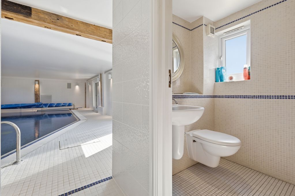Additional image 9 of 5 bed barn conversion for saleThe Barn, Church Street, Billericay CM11