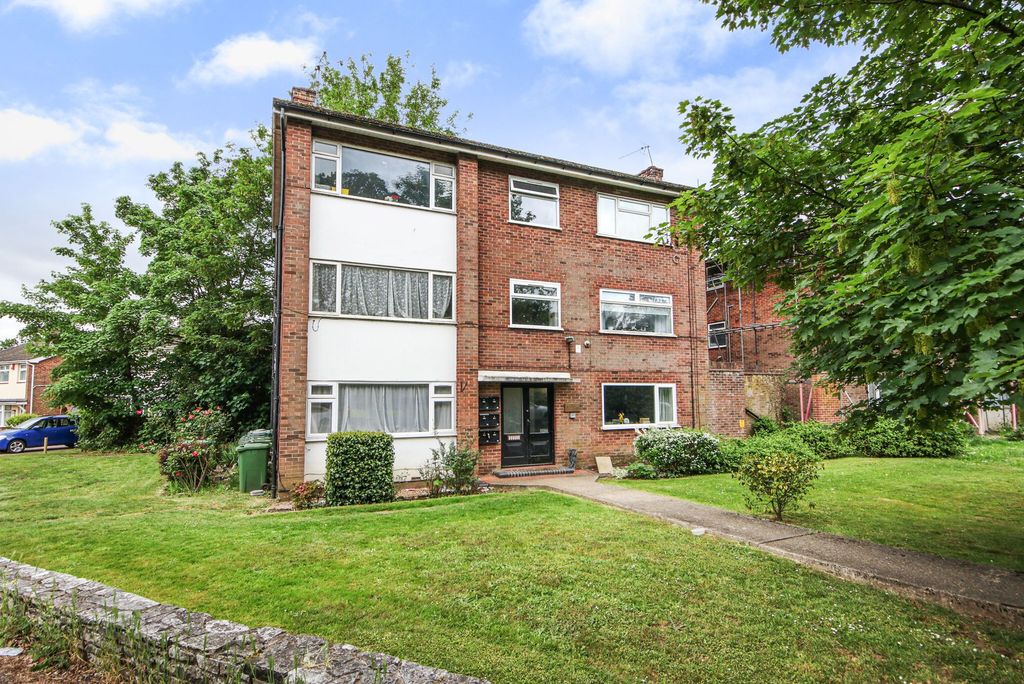 Property photo 1 of 7