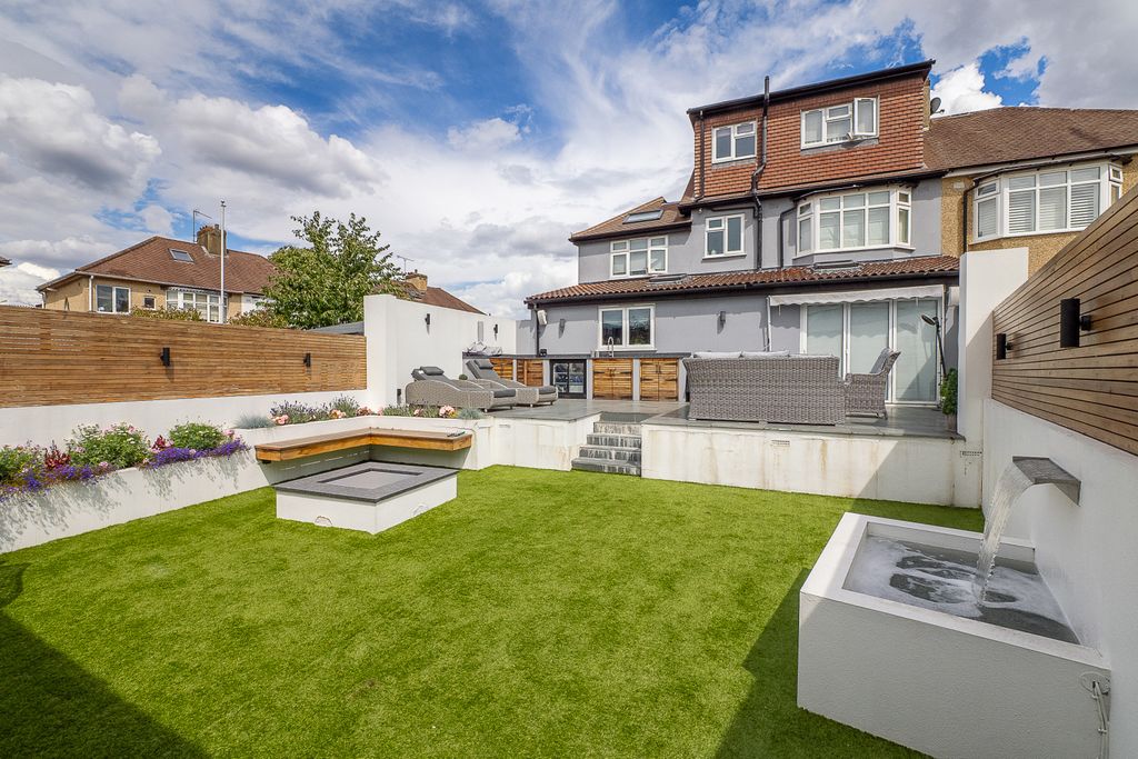 Property photo 1 of 22 Picture No. 41