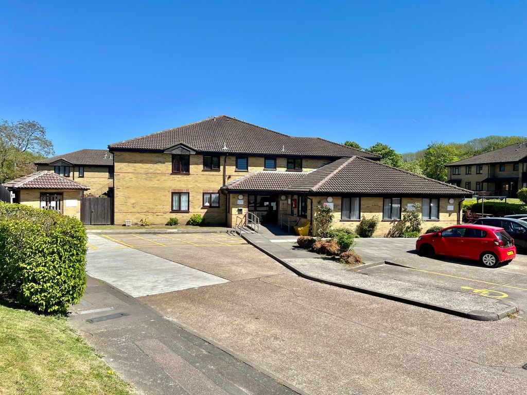 Property photo 1 of 13