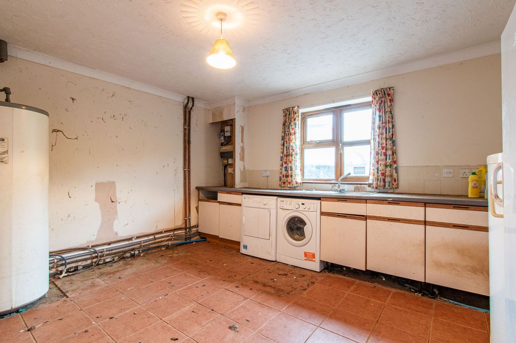 Additional image 7 of 6 bed detached house for saleThe Brake, Common Moor PL14