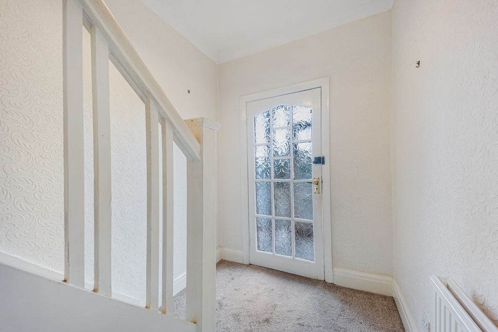 Property photo 3 of 35 Photograph 3