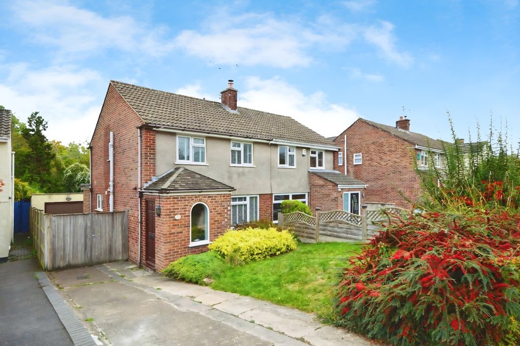 Property photo 2 of 16