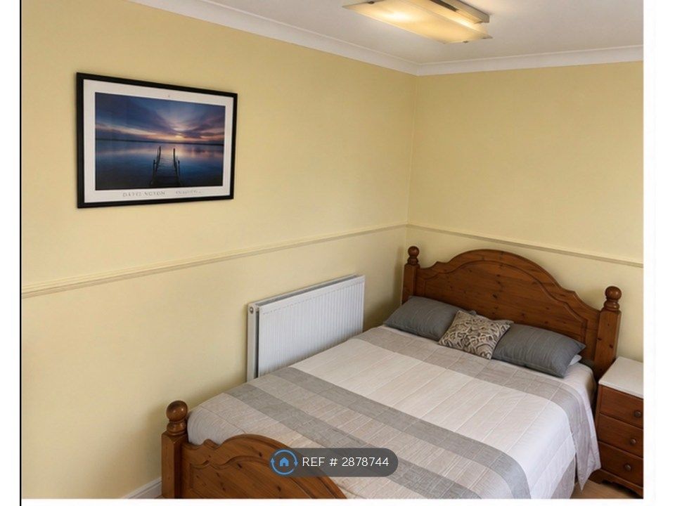 Property photo 1 of 3