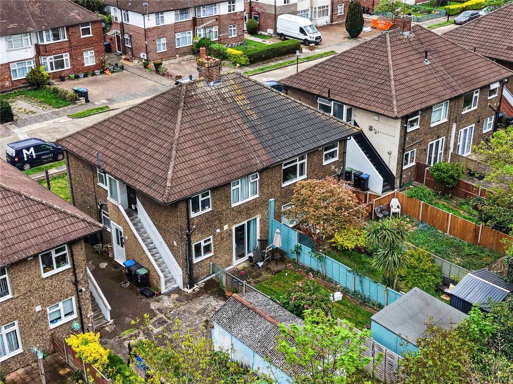 Property photo 3 of 22 Picture No. 18