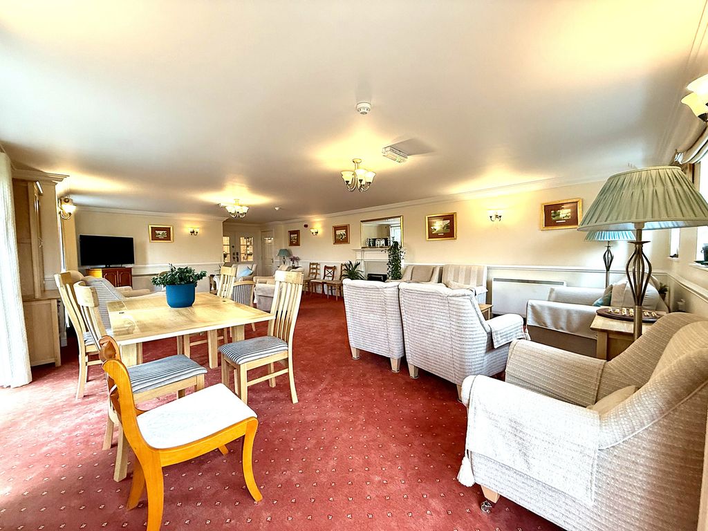 Property photo 3 of 18