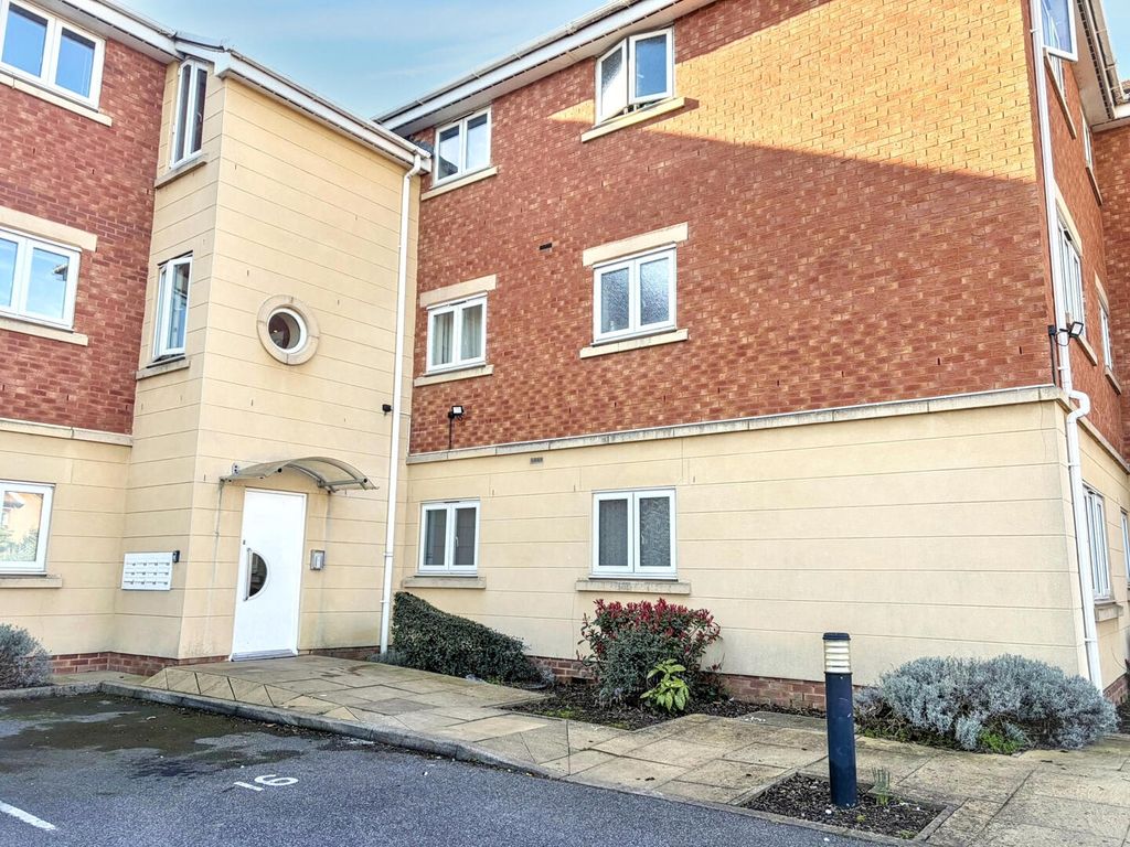 Property photo 1 of 11 Front (Exterior)