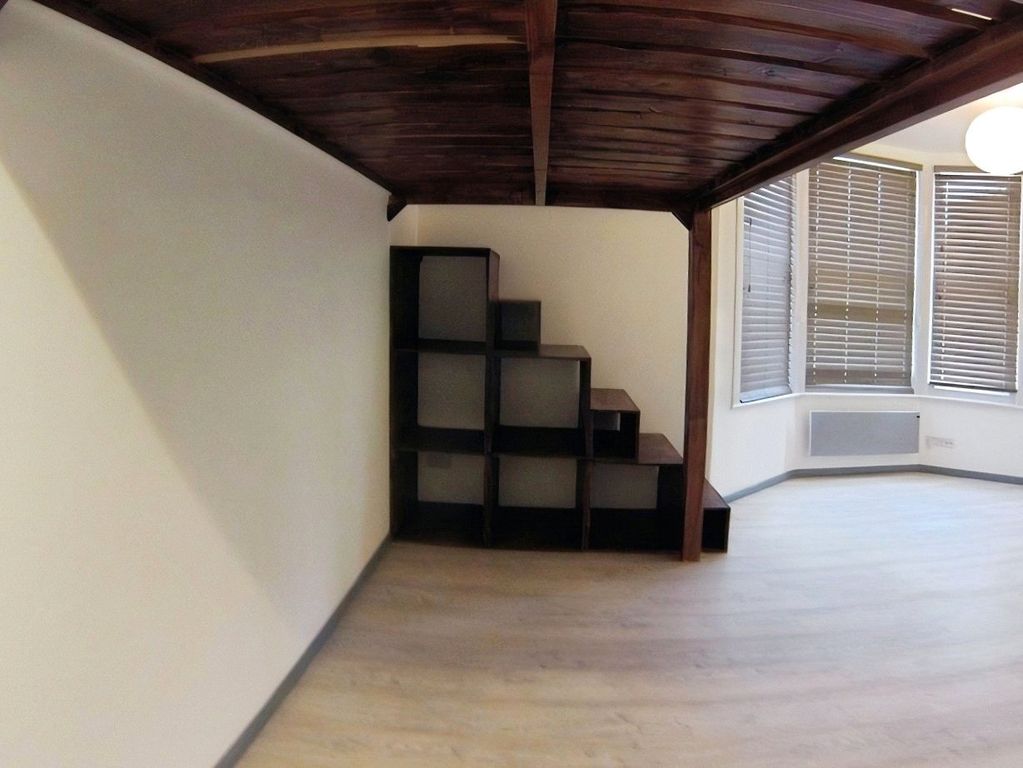 Property photo 3 of 5 Clever Sorage