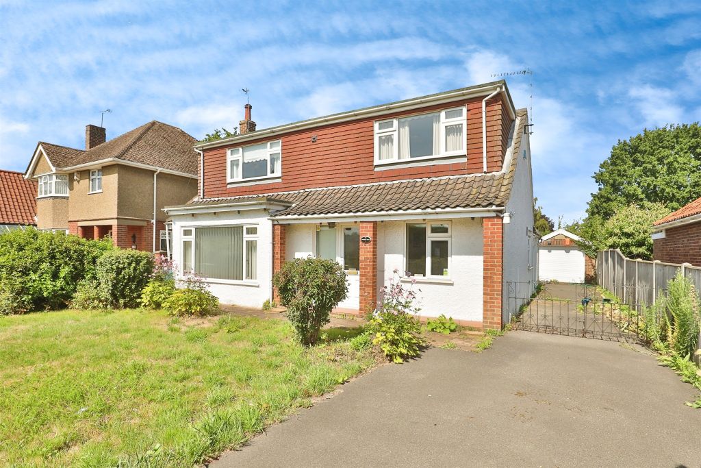 Property photo 2 of 17