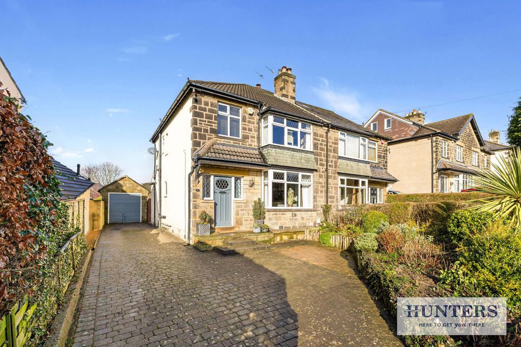 Property photo 1 of 29 Front (Exterior)