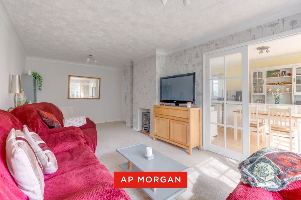 Property photo 3 of 13 Picture No. 18