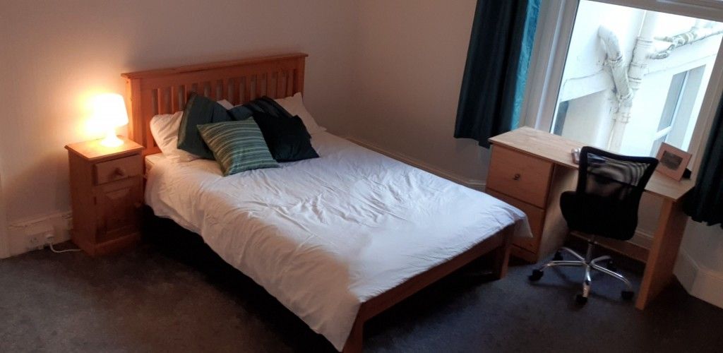 Property photo 3 of 12