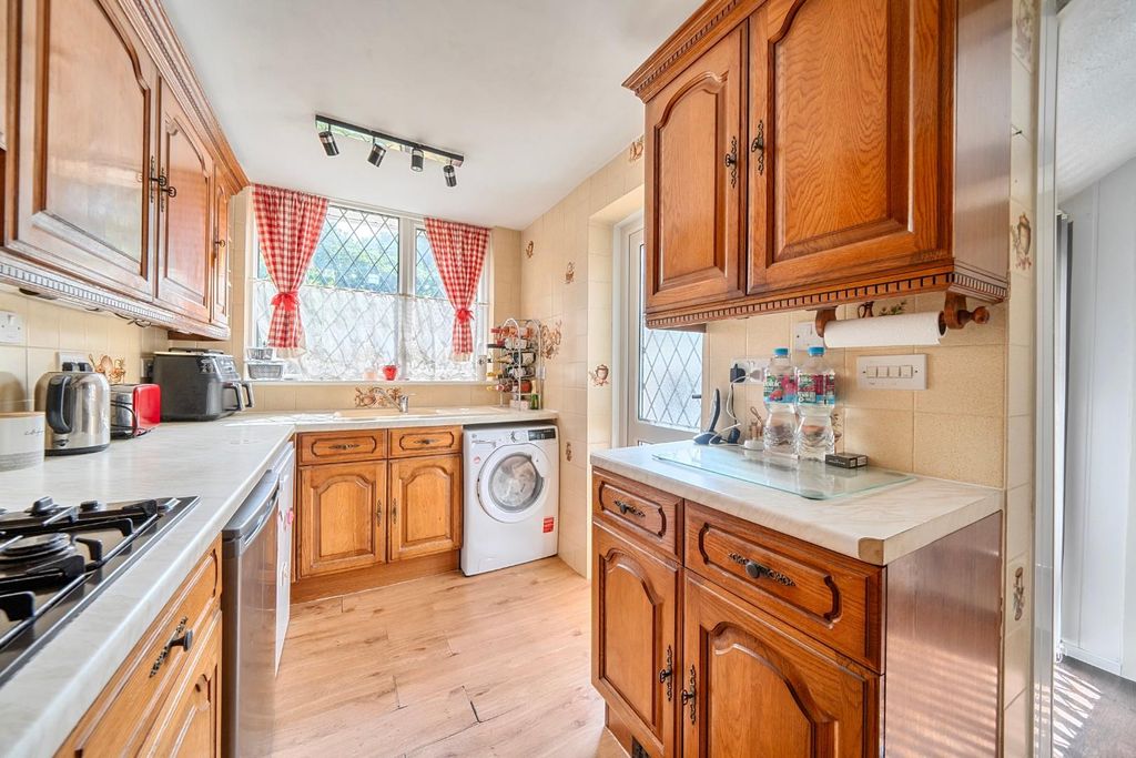Property photo 3 of 19 1463019-6-6A0d9Aa14A441.Jpg