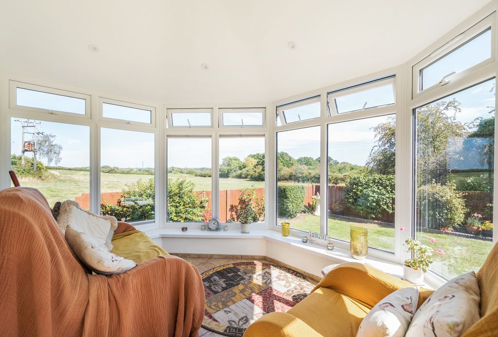 Property photo 3 of 32 1344619-10-68Ac6d...