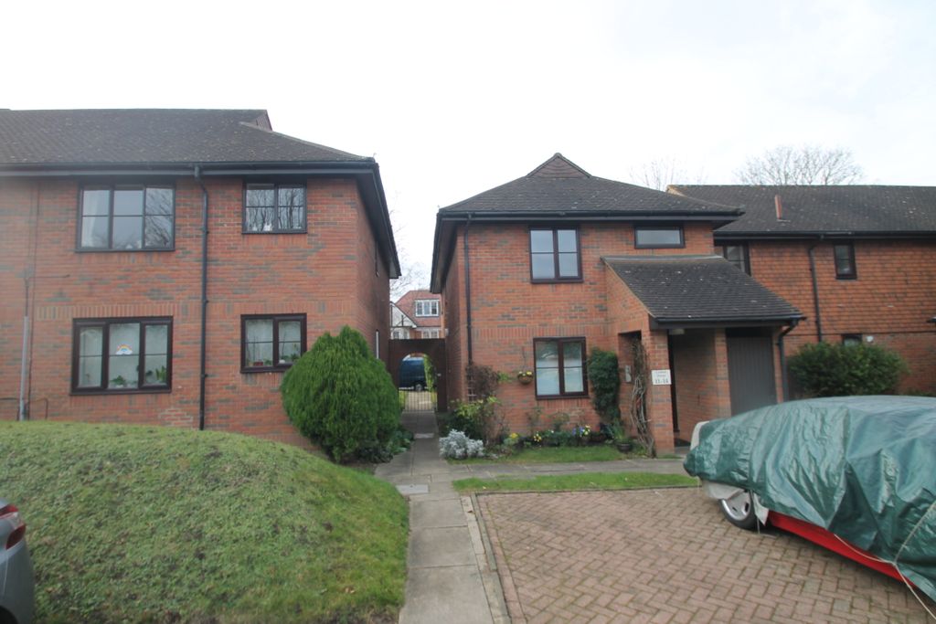 Property photo 1 of 7