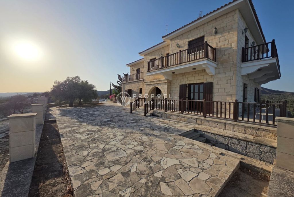 Property photo 1 of 27