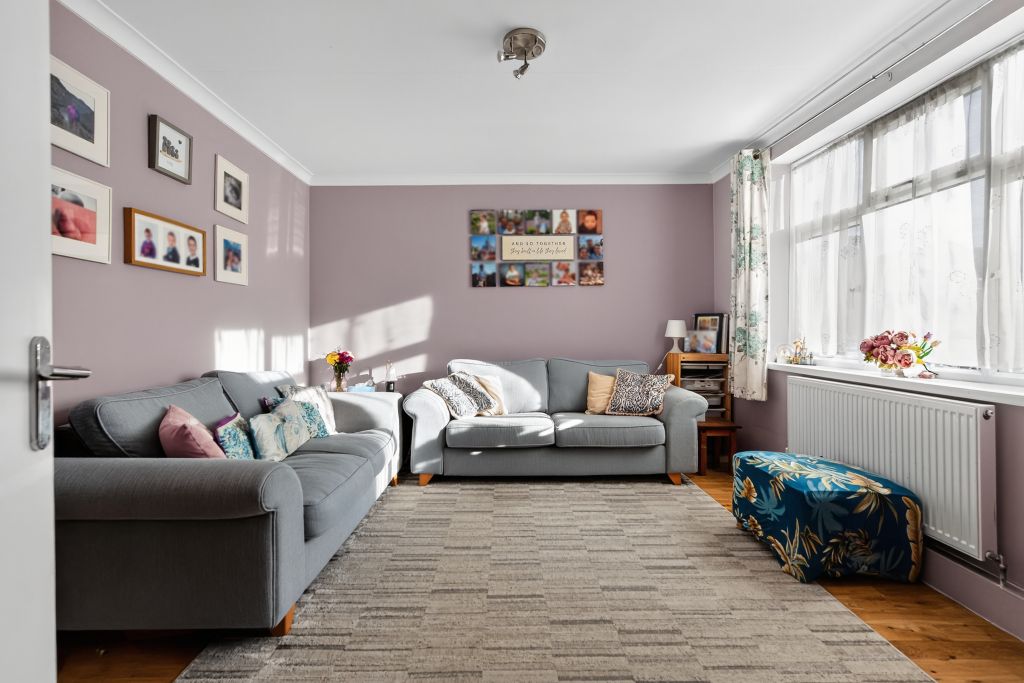 Property photo 3 of 20