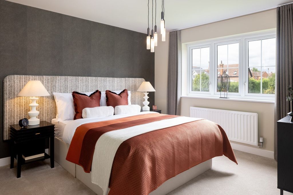Property photo 1 of 11 Show Home