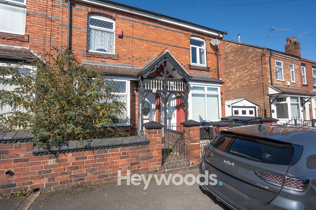 Property photo 1 of 21