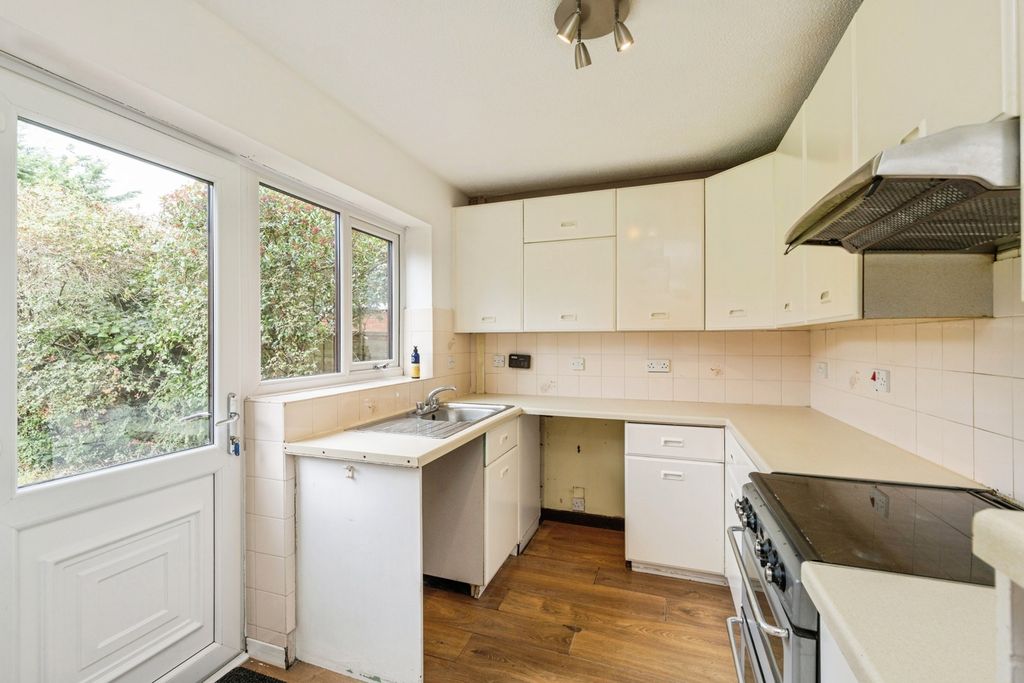Property photo 3 of 20 Pbox-Img.Jpg