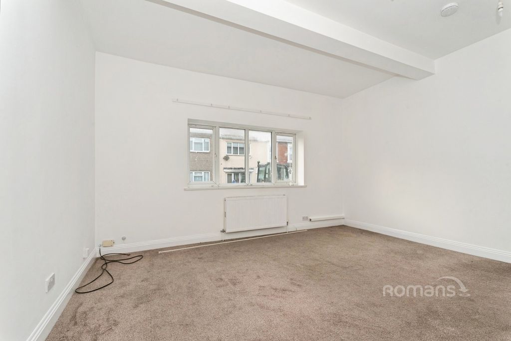 Property photo 3 of 9 Living Room