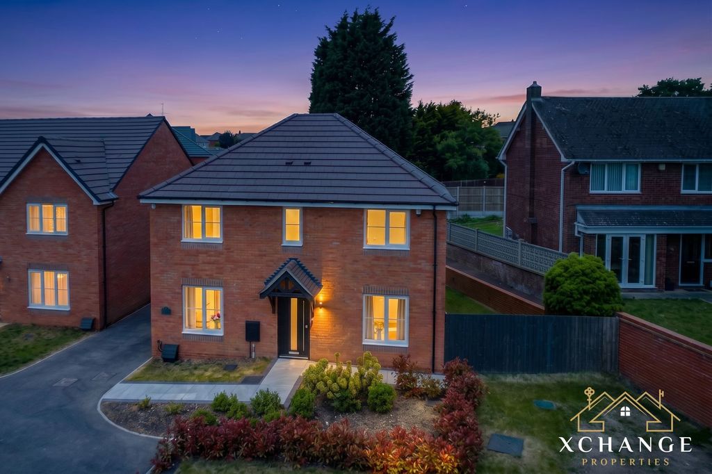 Property photo 1 of 33