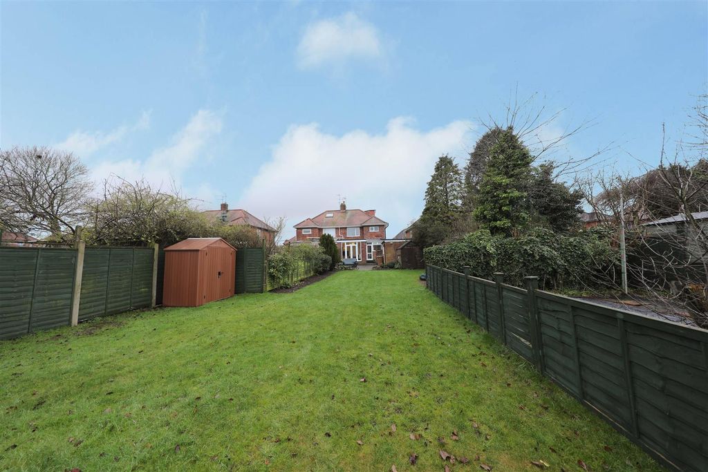 Property photo 3 of 20 Outside