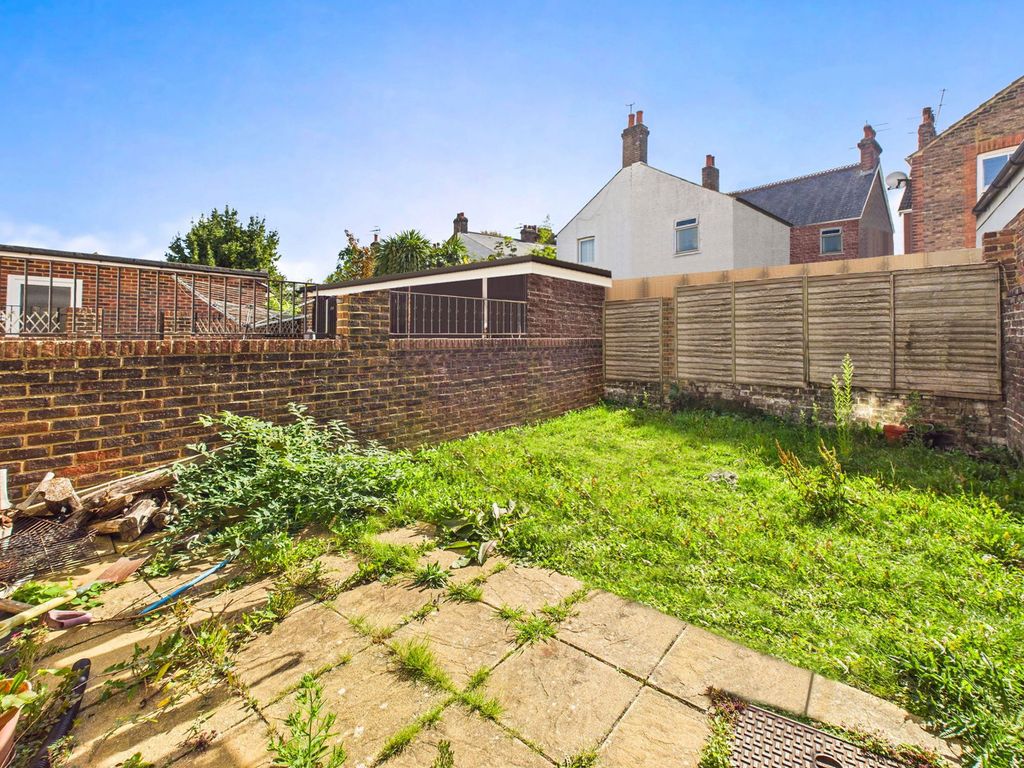 Property photo 2 of 12