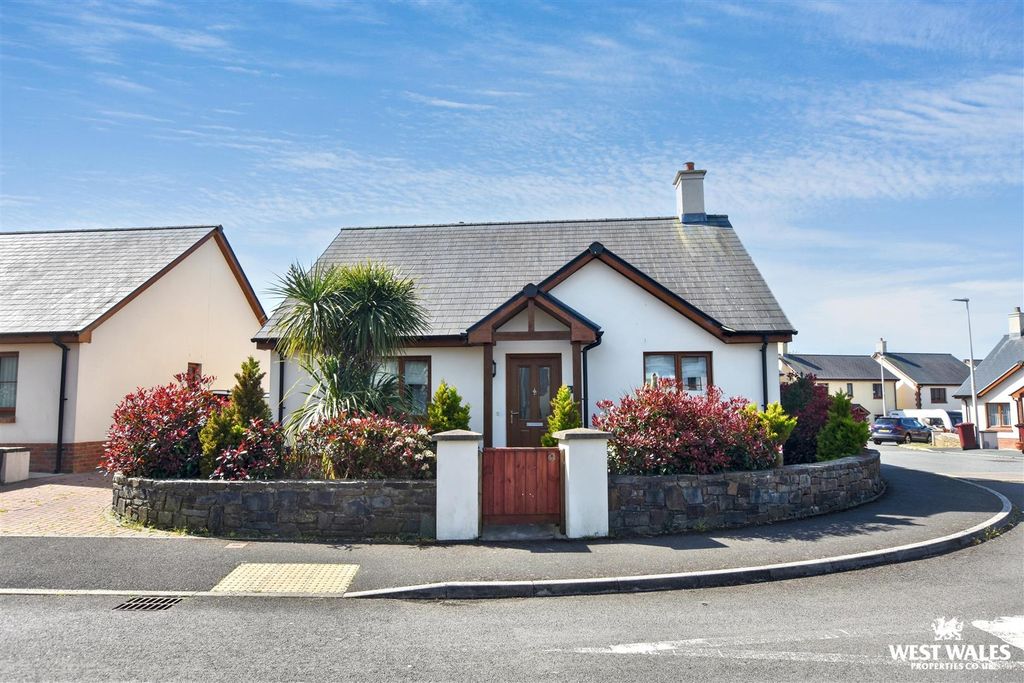 Property photo 1 of 19 19 (5).Jpg