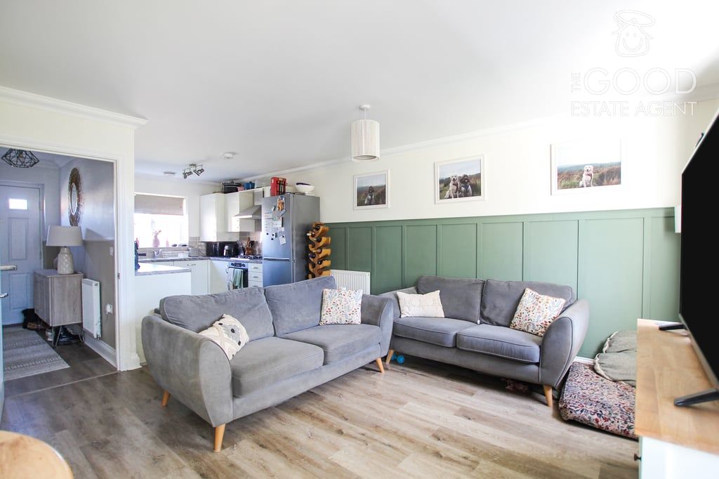 Property photo 3 of 15