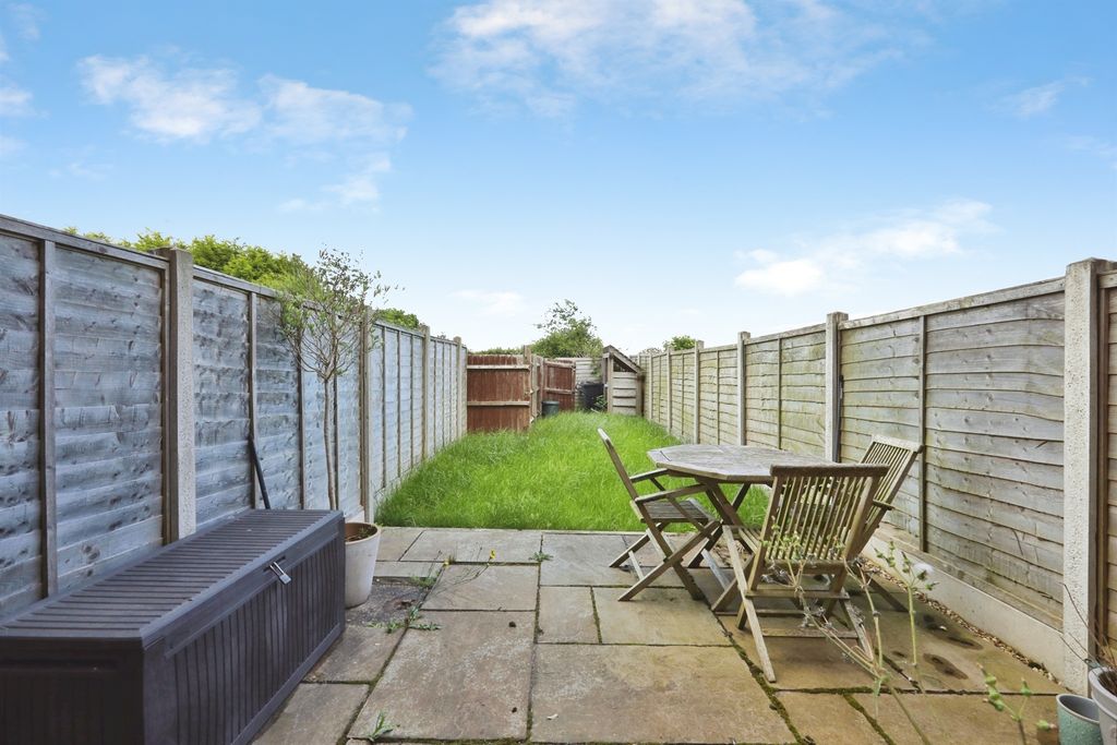 Property photo 2 of 11