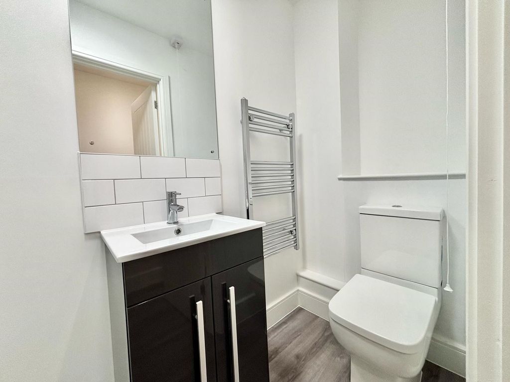 Property photo 3 of 6 Living Room