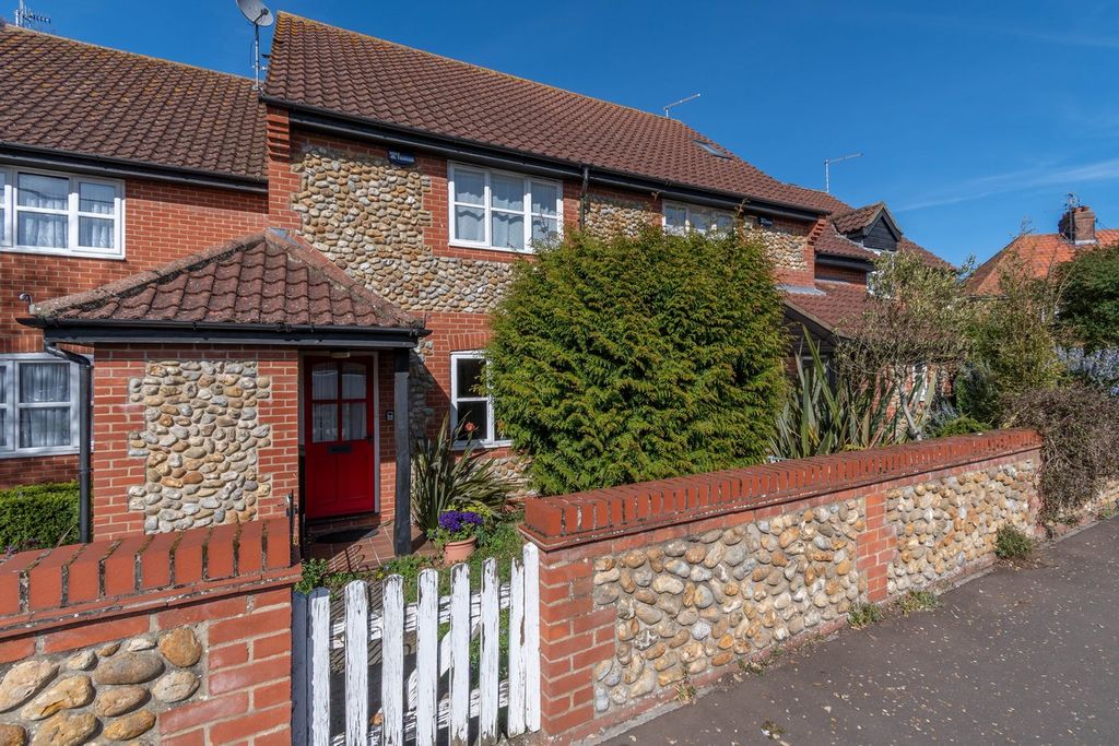 Property photo 1 of 13