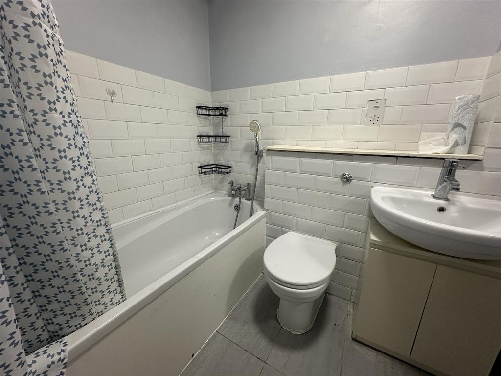 Property photo 3 of 6 Img_7621.Jpg