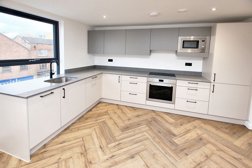 Property photo 2 of 4