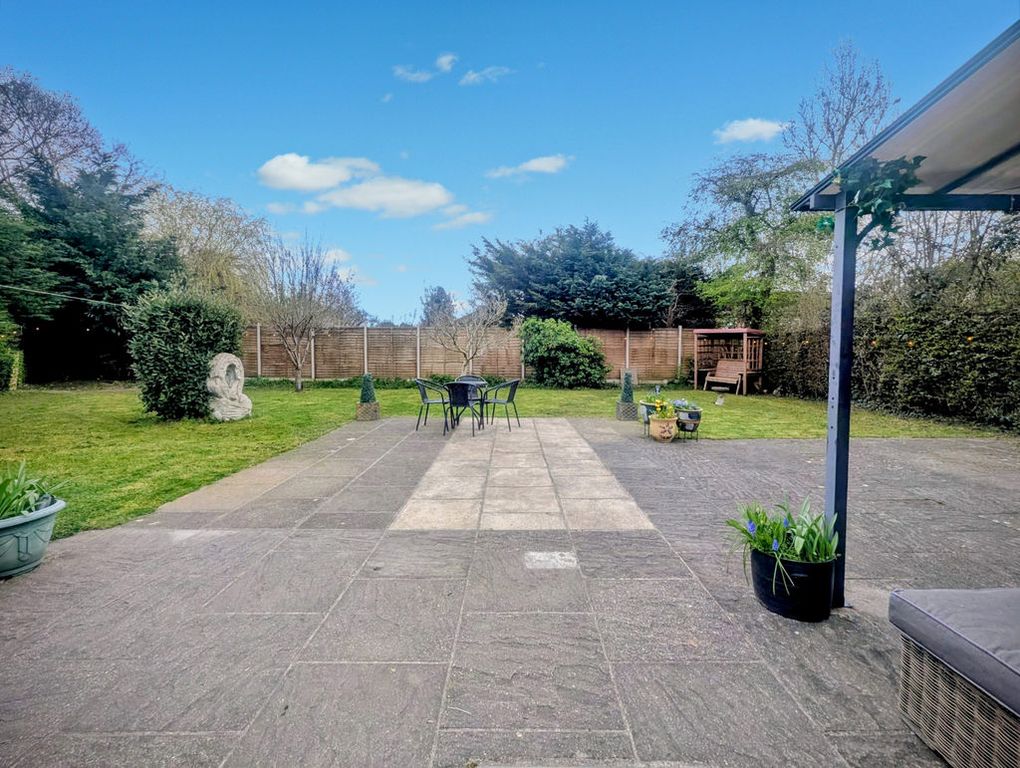 Property photo 3 of 16 Photo 14