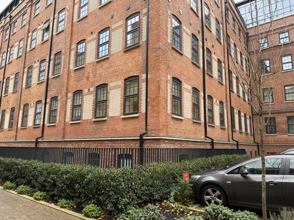 Property photo 2 of 16