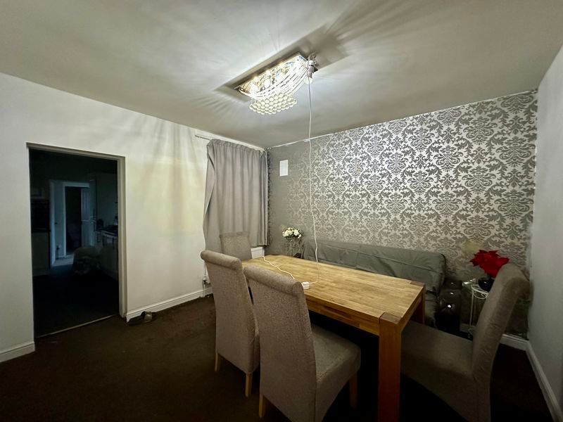 Property photo 3 of 12 Photo 3