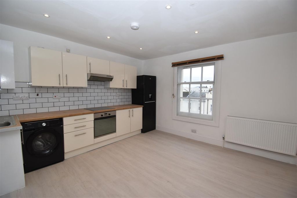 Property photo 3 of 5 Dsc_0002.Jpg