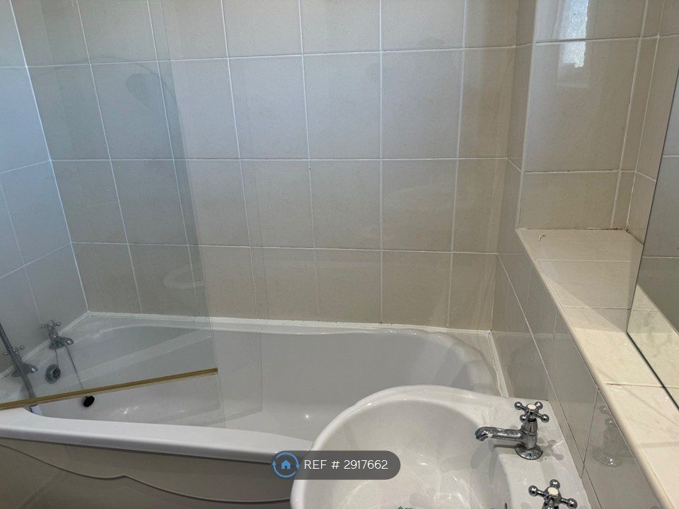 Property photo 3 of 27