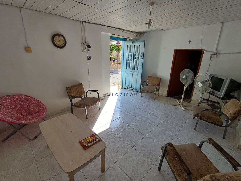 Property photo 3 of 14