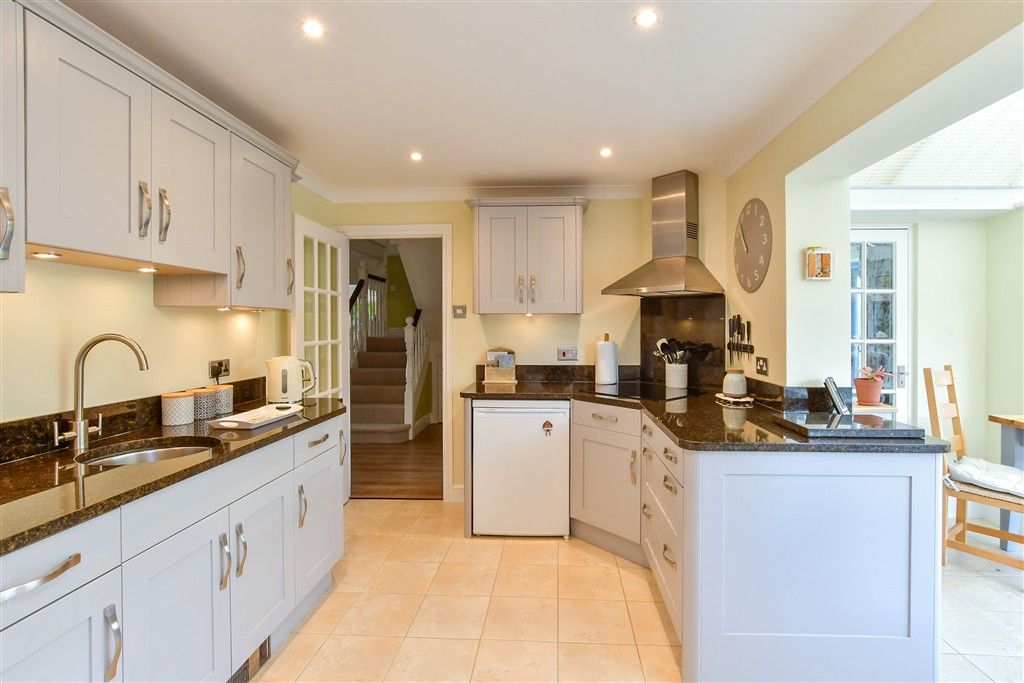 Property photo 2 of 13 Kitchen