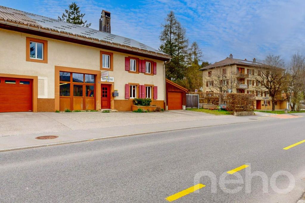 Property photo 3 of 13