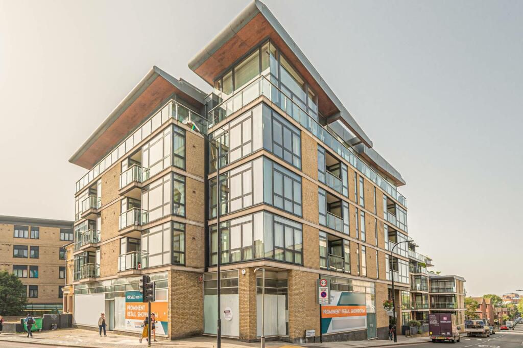 Property photo 3 of 7 Photo 7