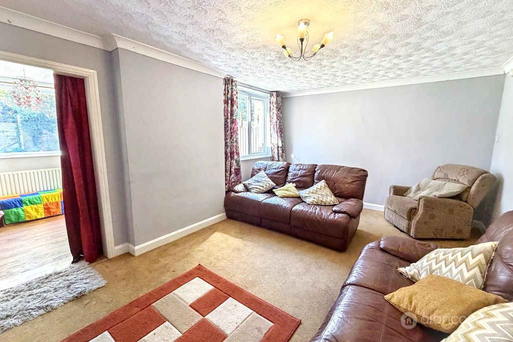 Property photo 3 of 18 5088654